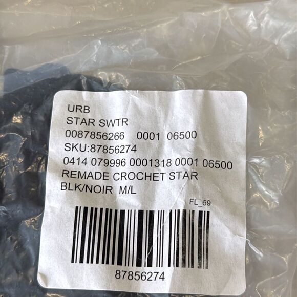 Urban Outfitters Renewal Remade Crochet Star Patch CrewNeck Black/Green M/L Nwt‎ - Picture 5 of 7